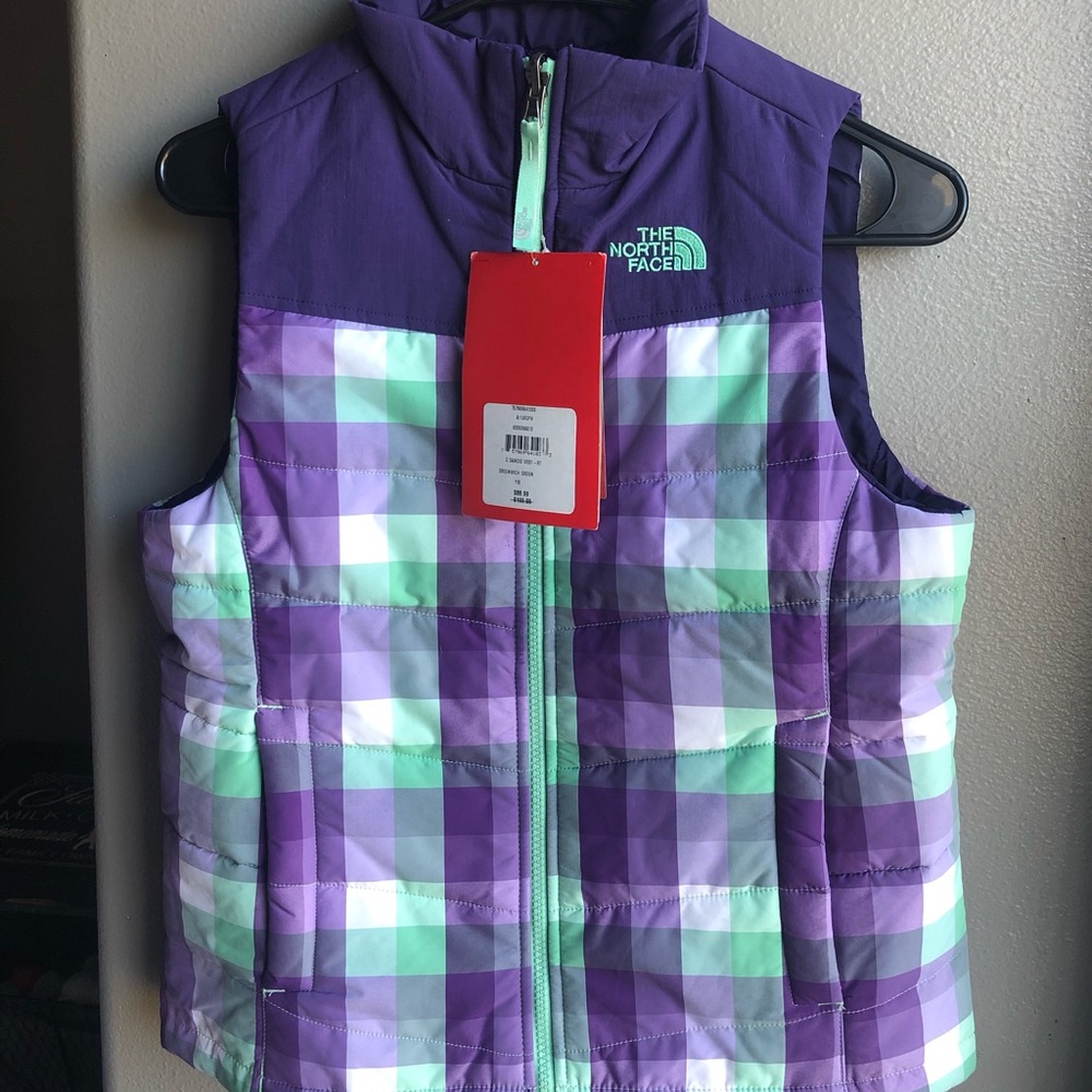 Brand new girls north face vest